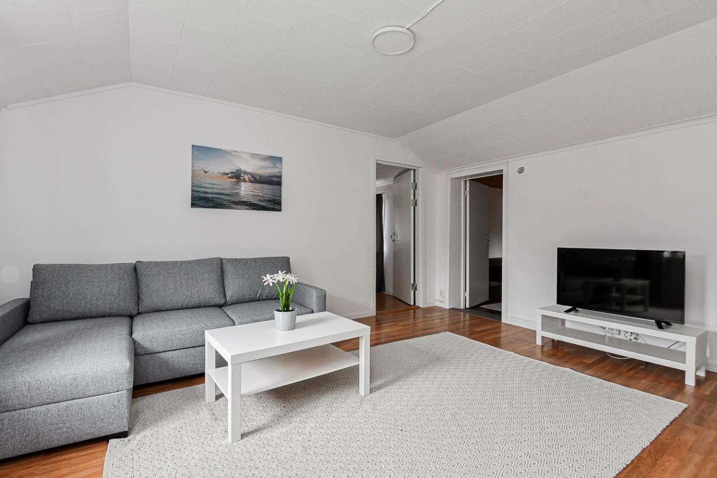 Komplett Laegenhet Med Sjoeutsikt Malmon Bagian luar foto