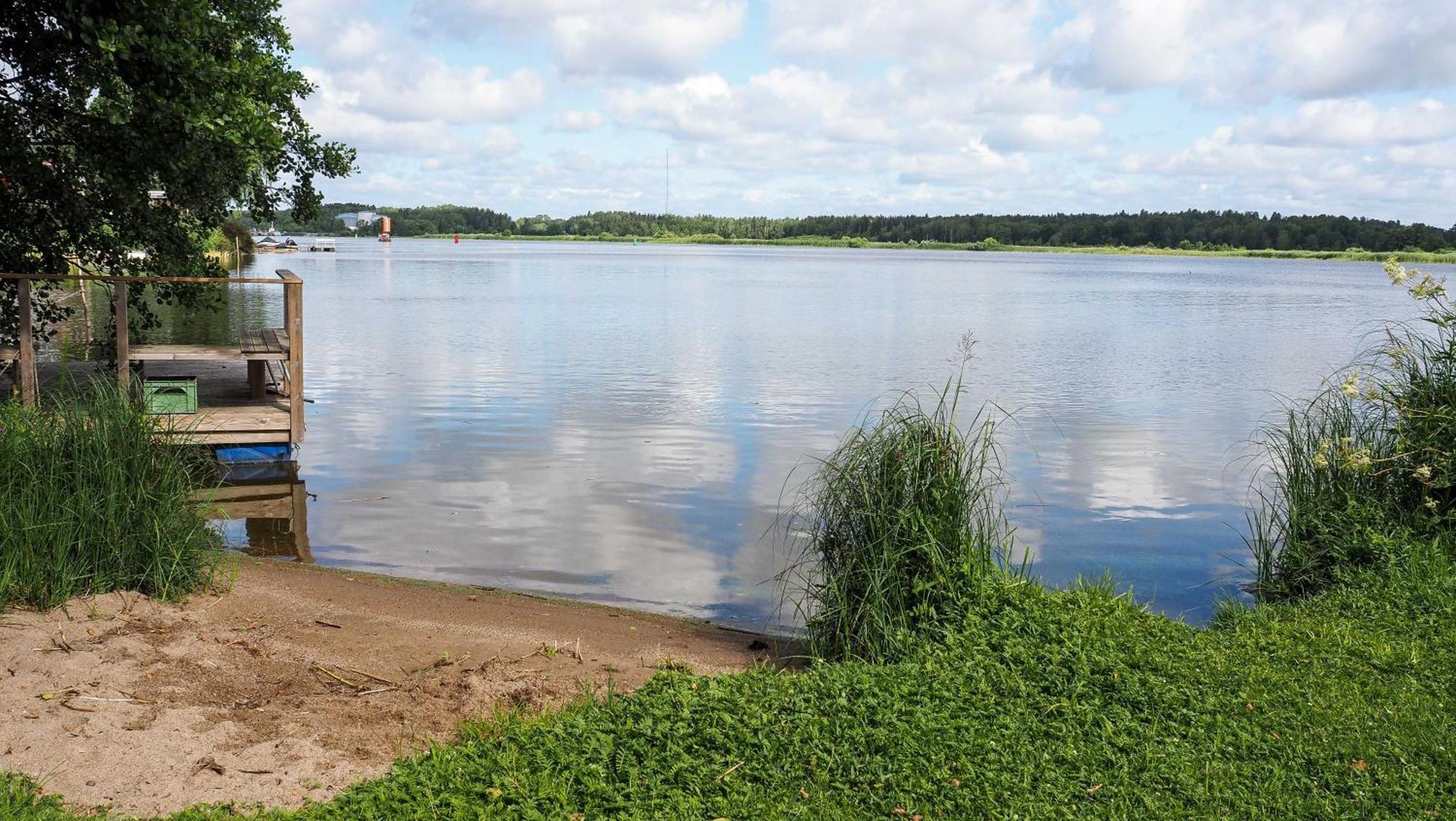 Komplett Laegenhet Med Sjoeutsikt Malmon Bagian luar foto